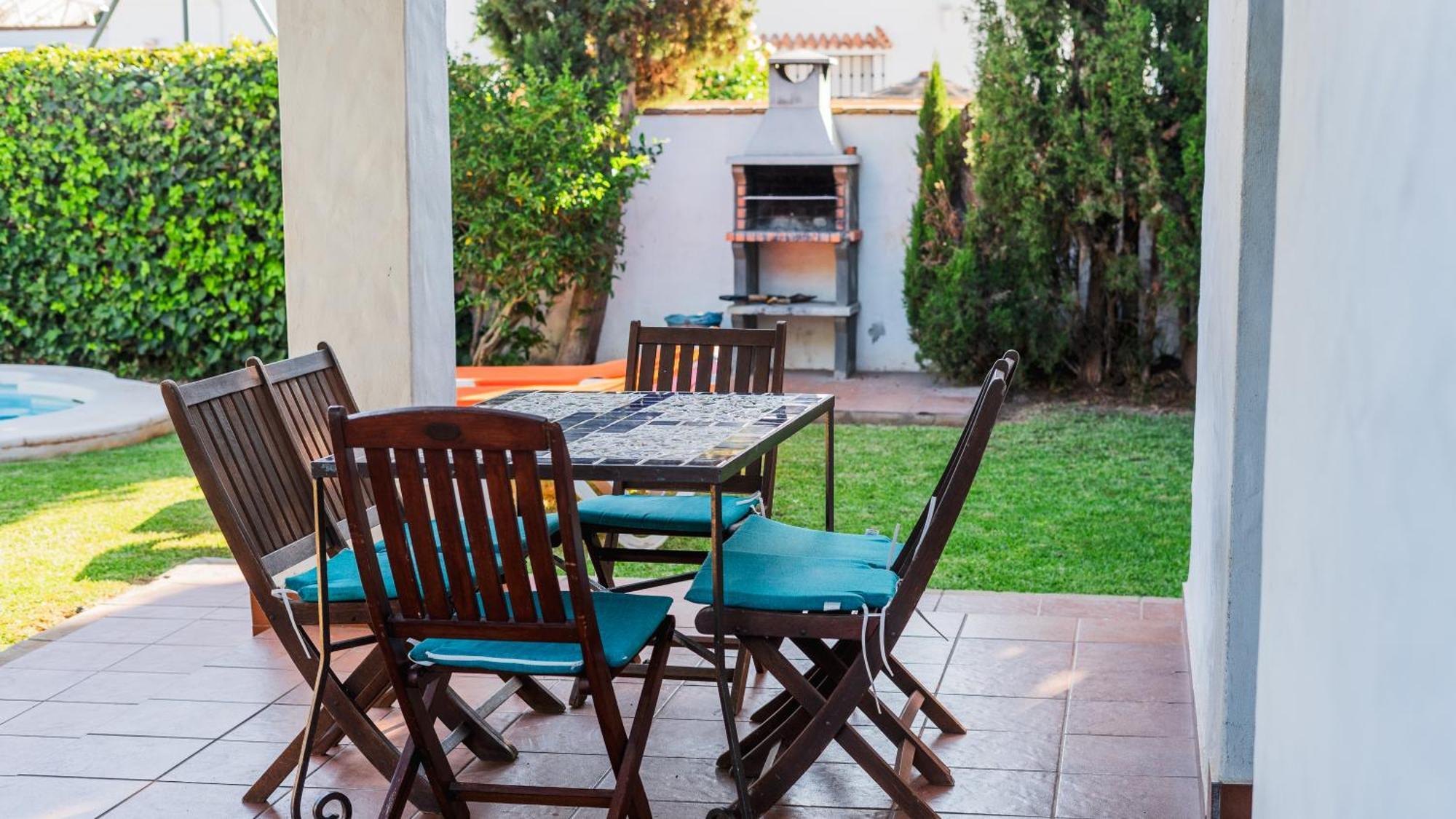 Villa Esterlicia By Fontanilla Del Mar Holidays Rentals Кониль-де-ла-Фронтера Экстерьер фото
