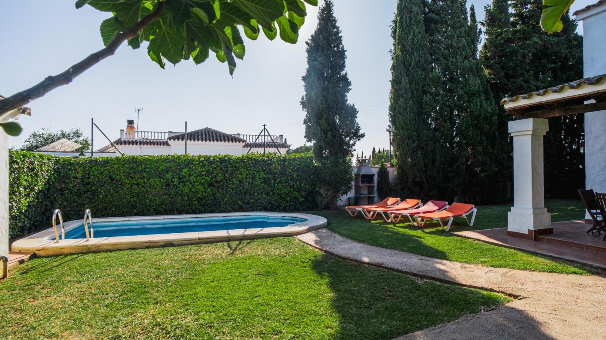 Villa Esterlicia By Fontanilla Del Mar Holidays Rentals Кониль-де-ла-Фронтера Экстерьер фото